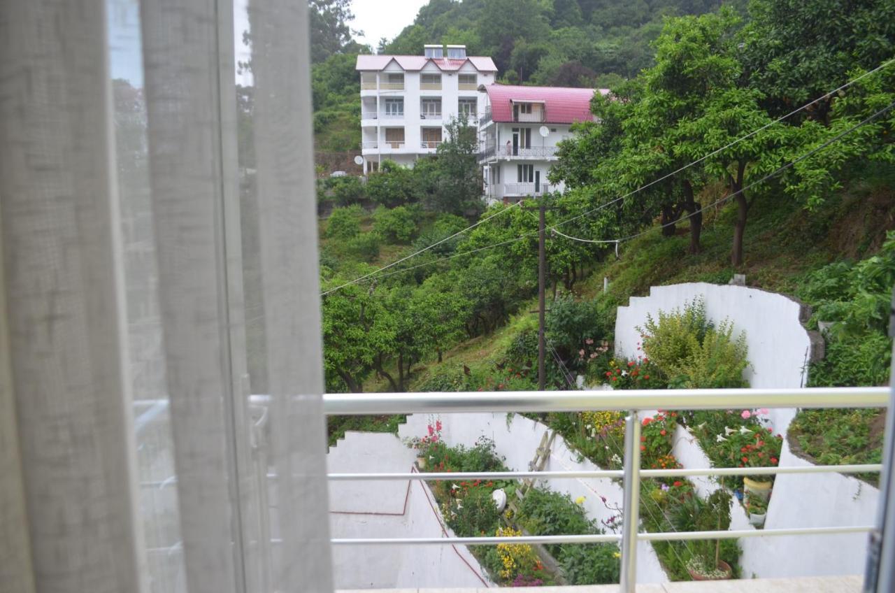 Akhmed Guest House Kvariati Luaran gambar