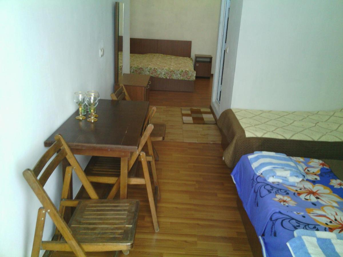 Akhmed Guest House Kvariati Bilik gambar